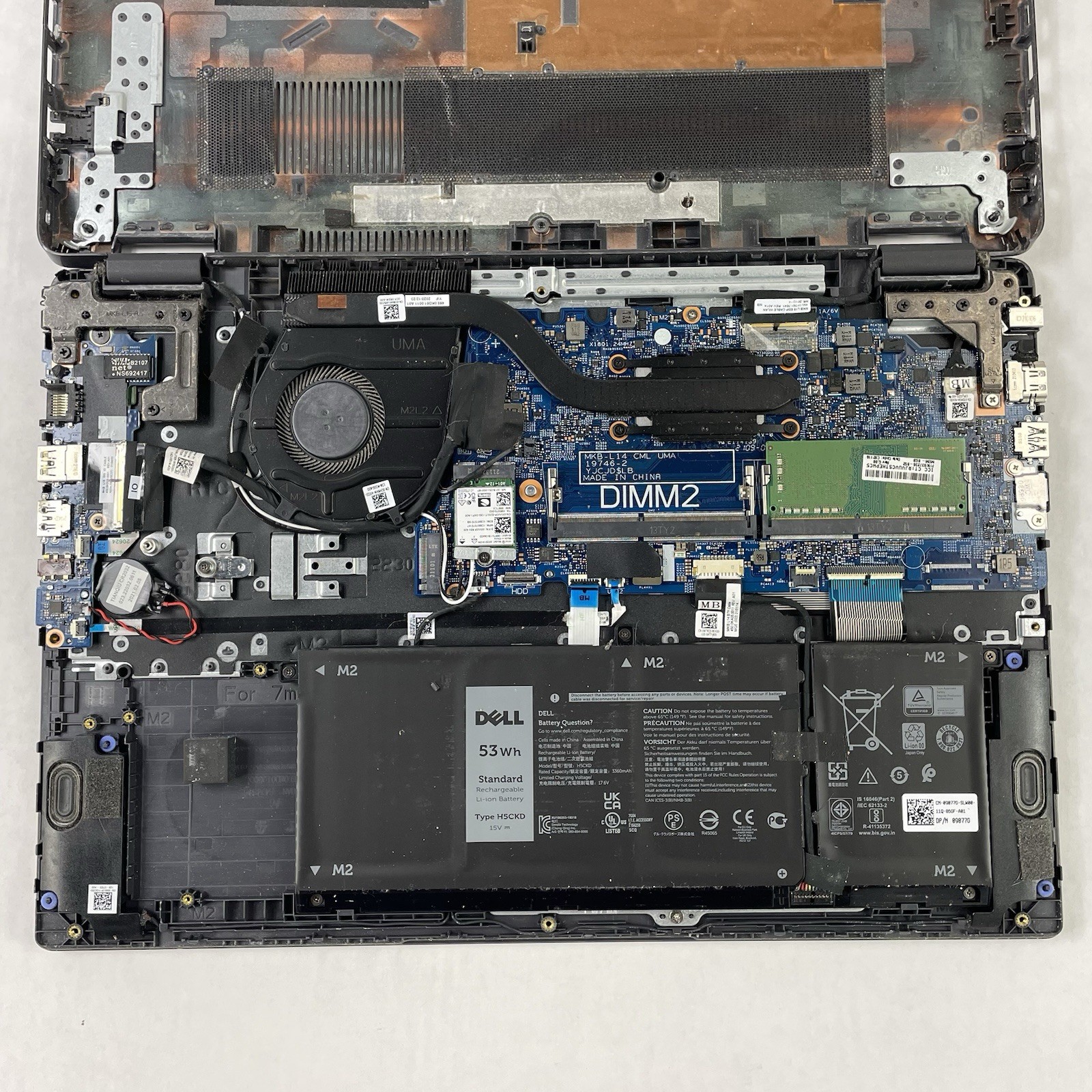 Dell Latitude 3510 15.6″ i5-10210U 1.60GHz 8GB RAM No SSD No OS – Bad Top/Corner
