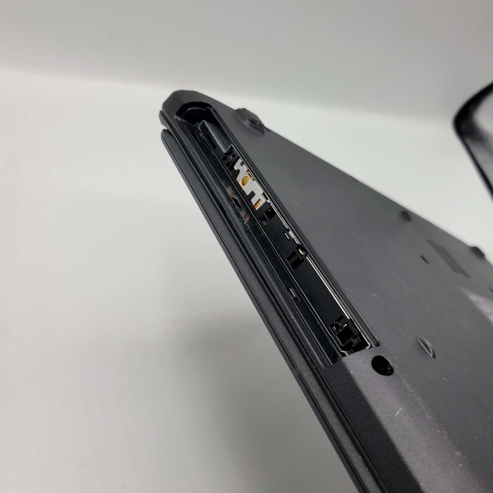 Acer Aspire E15 Start Intel Celeron No RAM 500GB HDD 15.6″ FOR PARTS