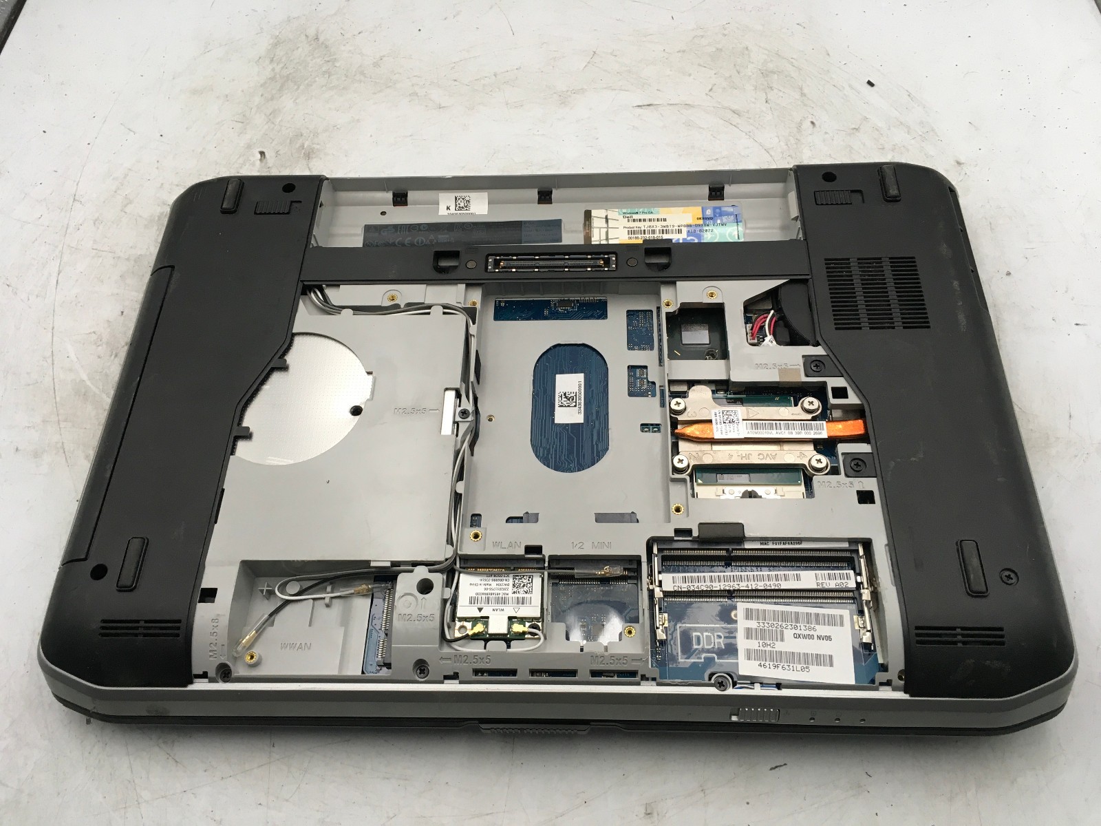 DELL LATITUDE E5430 – FOR PARTS – INTEL CORE I5 3RD GEN – NO RAM -READ DESC- BB
