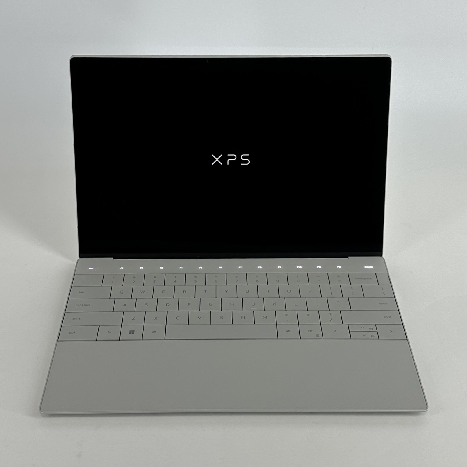 Dell XPS 13 Plus 9320 Silver UHD+ TOUCH 2.1 GHz i7-1260P 16GB 512GB SSD Good
