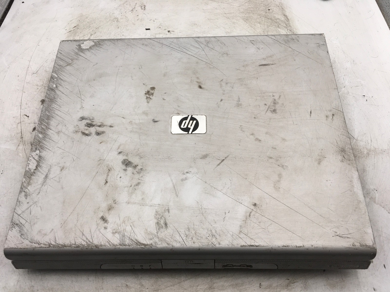 HP PAVILION ZE2000 – BOOTS TO BIOS – AMD TURION 64 – 512MB RAM – READ DESC – BB