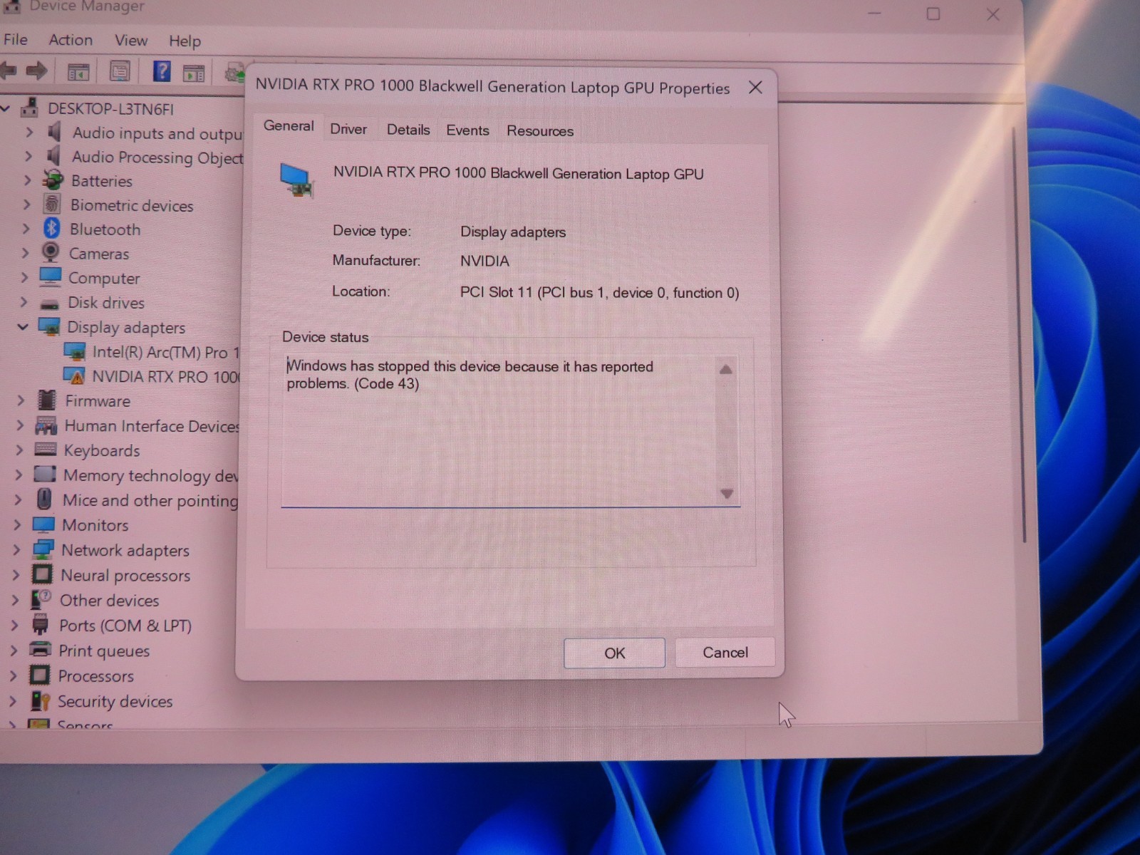 Dell Pro Max Premium MA14250 14″QHD+Touch Intel Ultra 7 225H 32GB RAM 1TB SSD