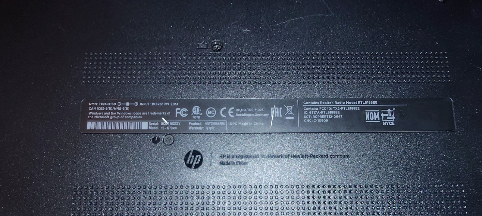HP 15-F272WM 15.6″ Laptop WITH Dell Laptop case