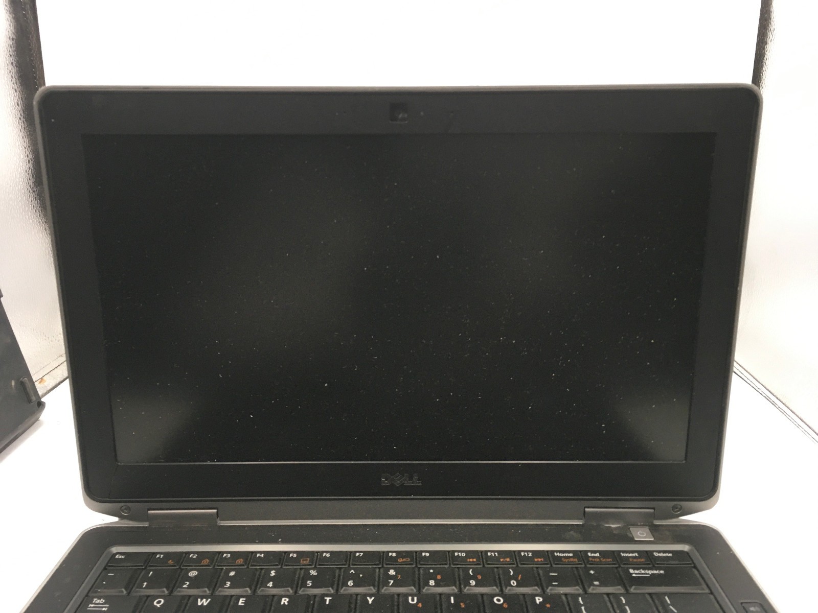 DELL LATITUDE E6330 – FOR PARTS/NO BOOT – INTEL I5 3RD GEN – NO RAM – READ – BB!