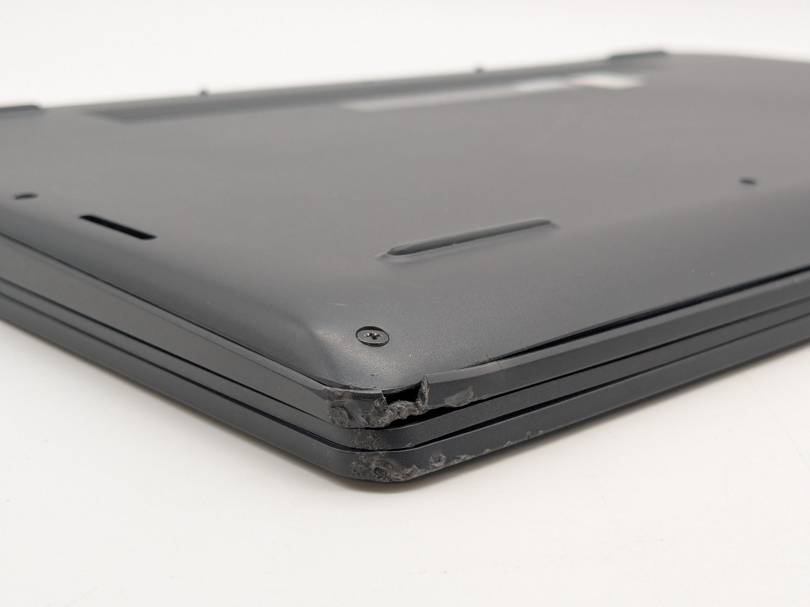 DELL Inspiron 15 3530 15″ FHD I5-1334U 512GB 16GB W11P Backlit FP Reader 120Hz