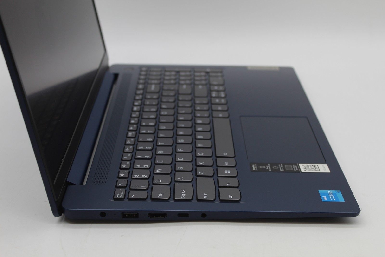 Lenovo IdeaPad Slim 3 15IRU8 Core i3-1315U 1.2GHz 8GB 256GB SSD PC1795868