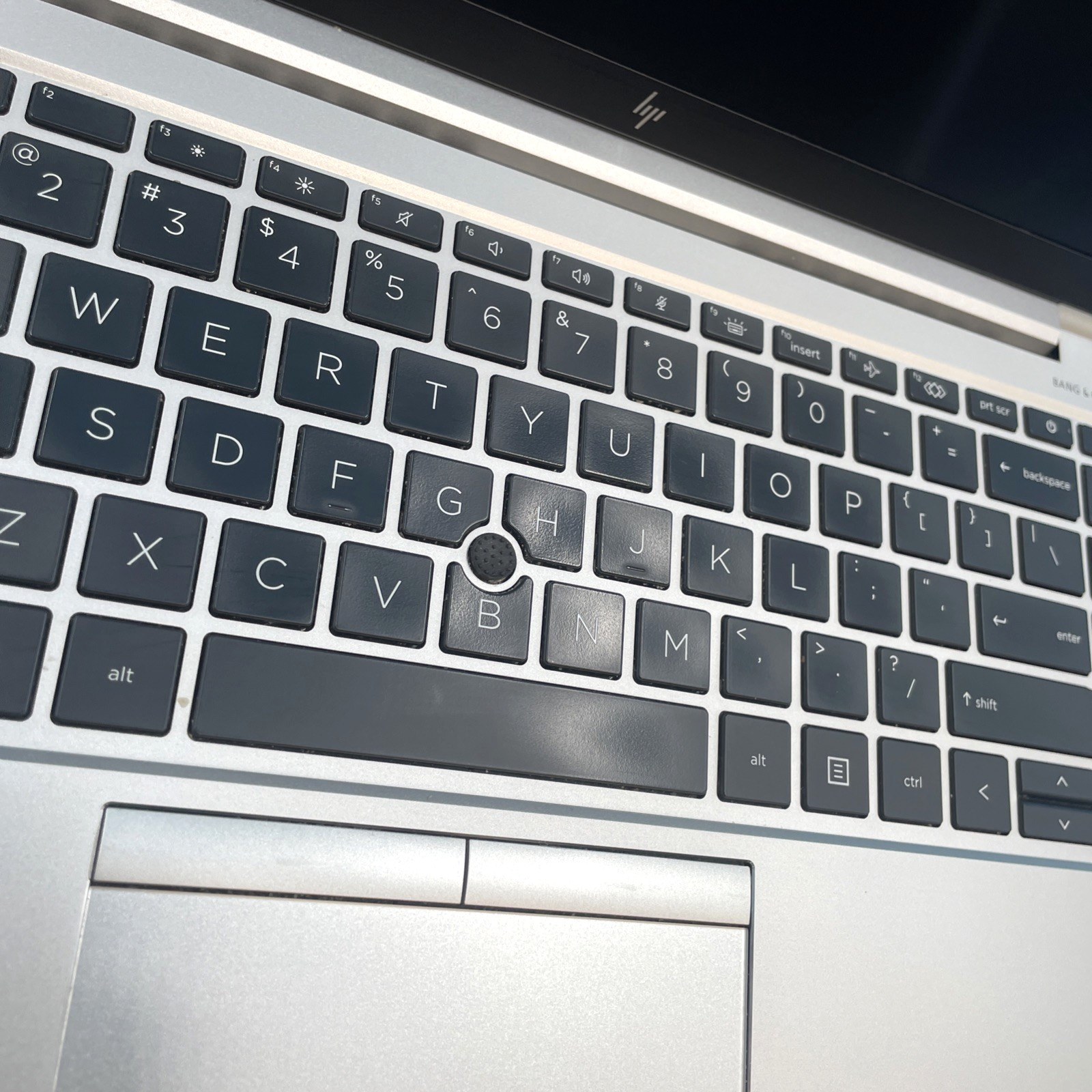 HP EliteBook 845 G8 | Ryzen 5 PRO 5650U | 16GB RAM | 256GB | WIN 11 PRO | 75%