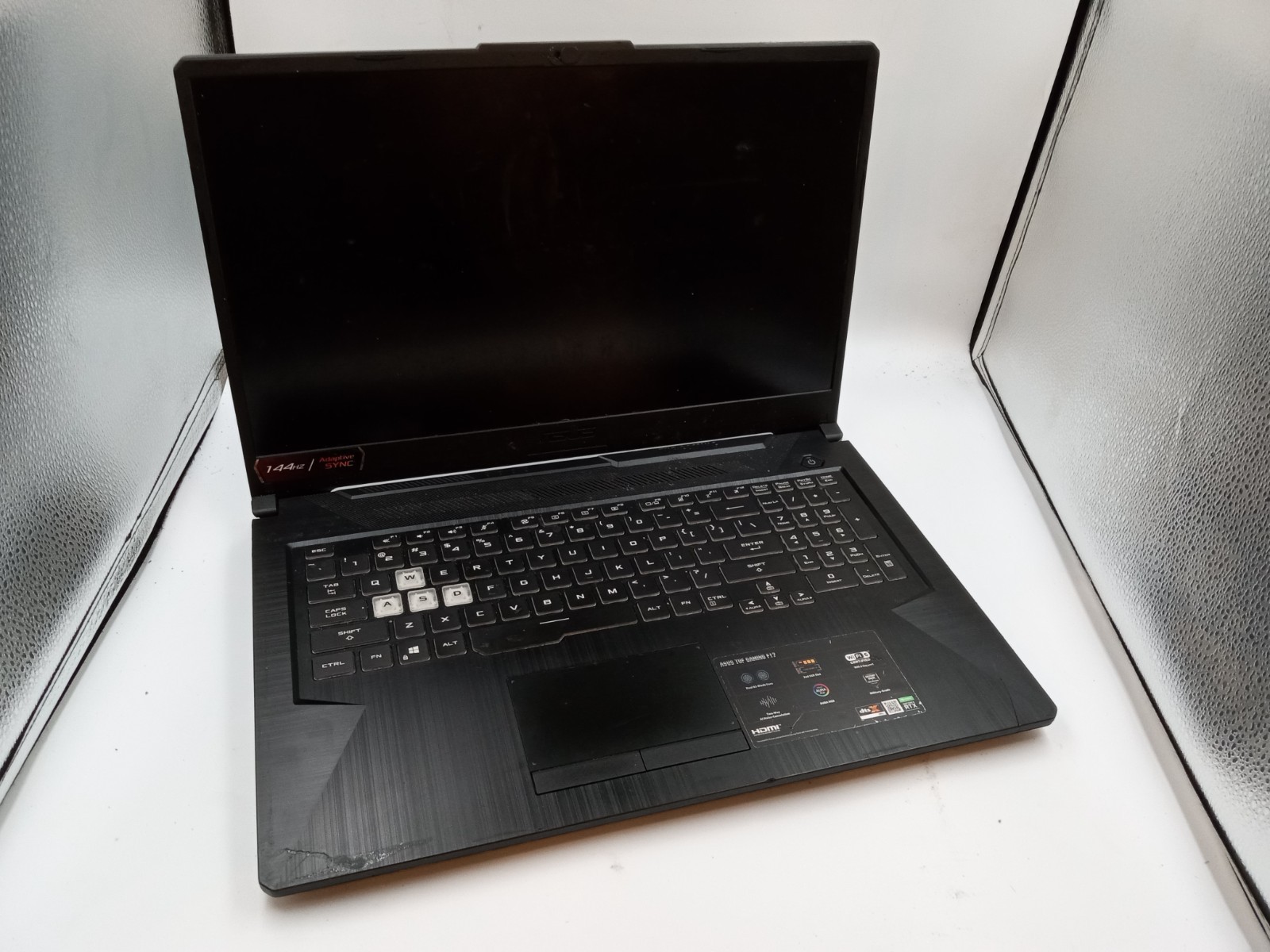 Asus TUF Gaming F17 FX706H 17.3″ Intel i5-11400H Nvidia RTX 3050 -PARTS -READ!!