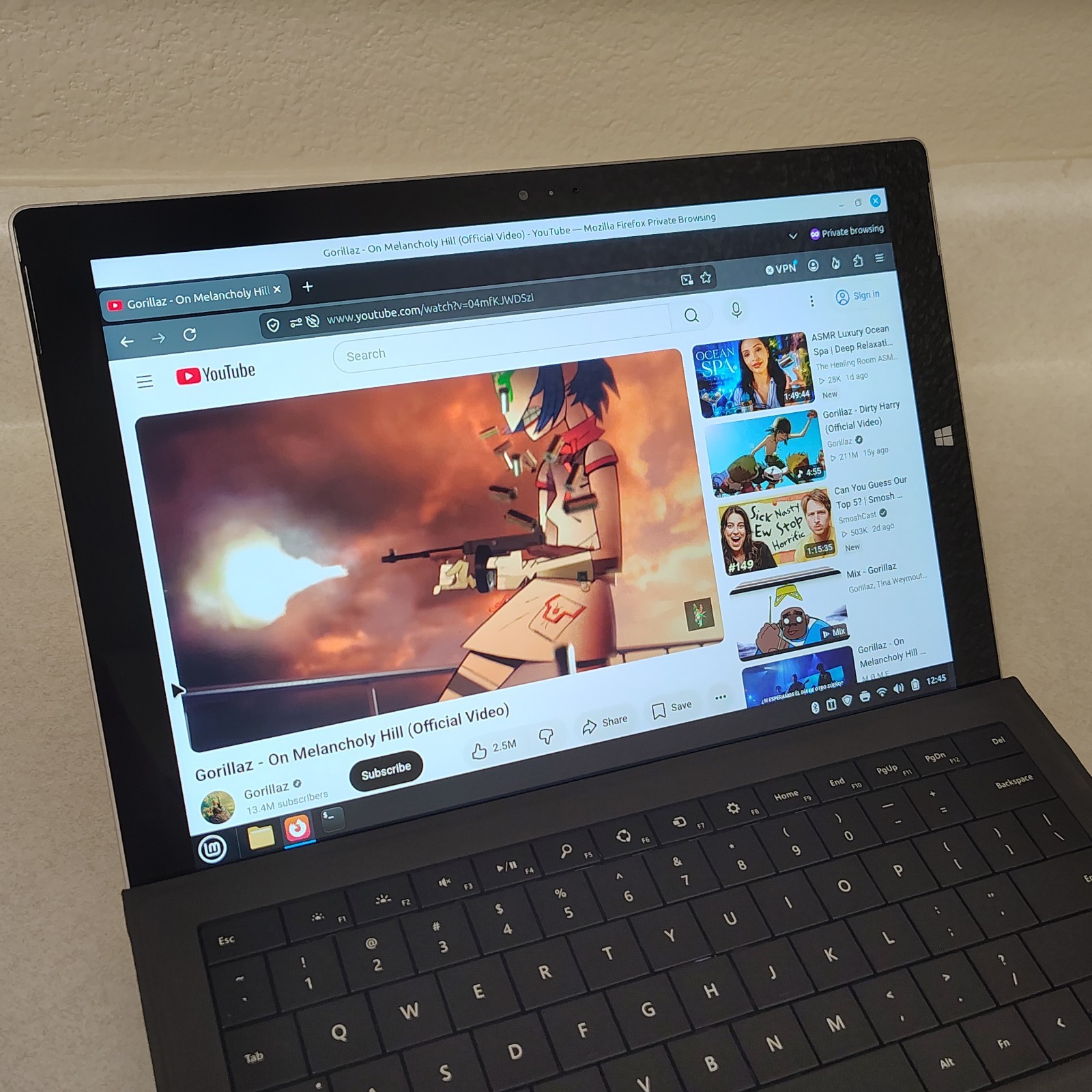 Microsoft Surface Pro 3 Touchscreen Linux Mint Laptop Tablet 128GB SSD 1440p i5