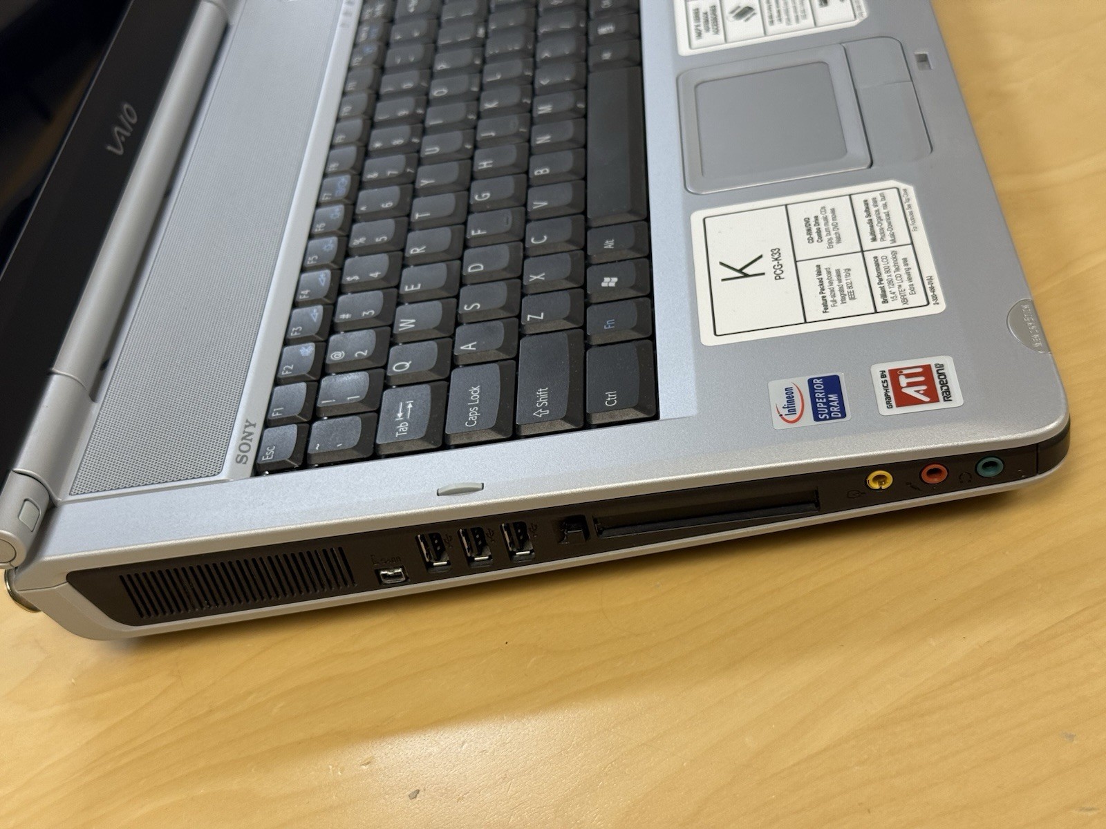 Sony Vaio Notebook Laptop PCG-9S1L PCG-K33 Boots To Bios *No HDD* Read