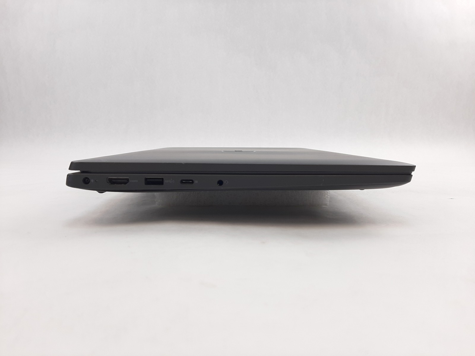 Dell Latitude 3550 i7-1355U 1.70GHz 16GB RAM 256GB NVMe Marks Part/Repair C3*679