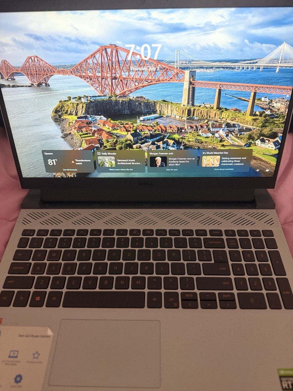(SLIGHTLY USED)Dell G15 Gaming Laptop W/AMD Ryzen 7 AND NVIDIA GeForce RTX 3050