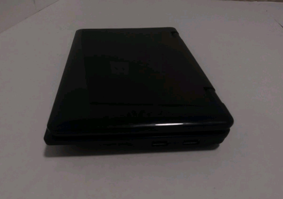 7” Laptop Computer Quad Core Powered by AndroidNetbook with Wifi for Kids