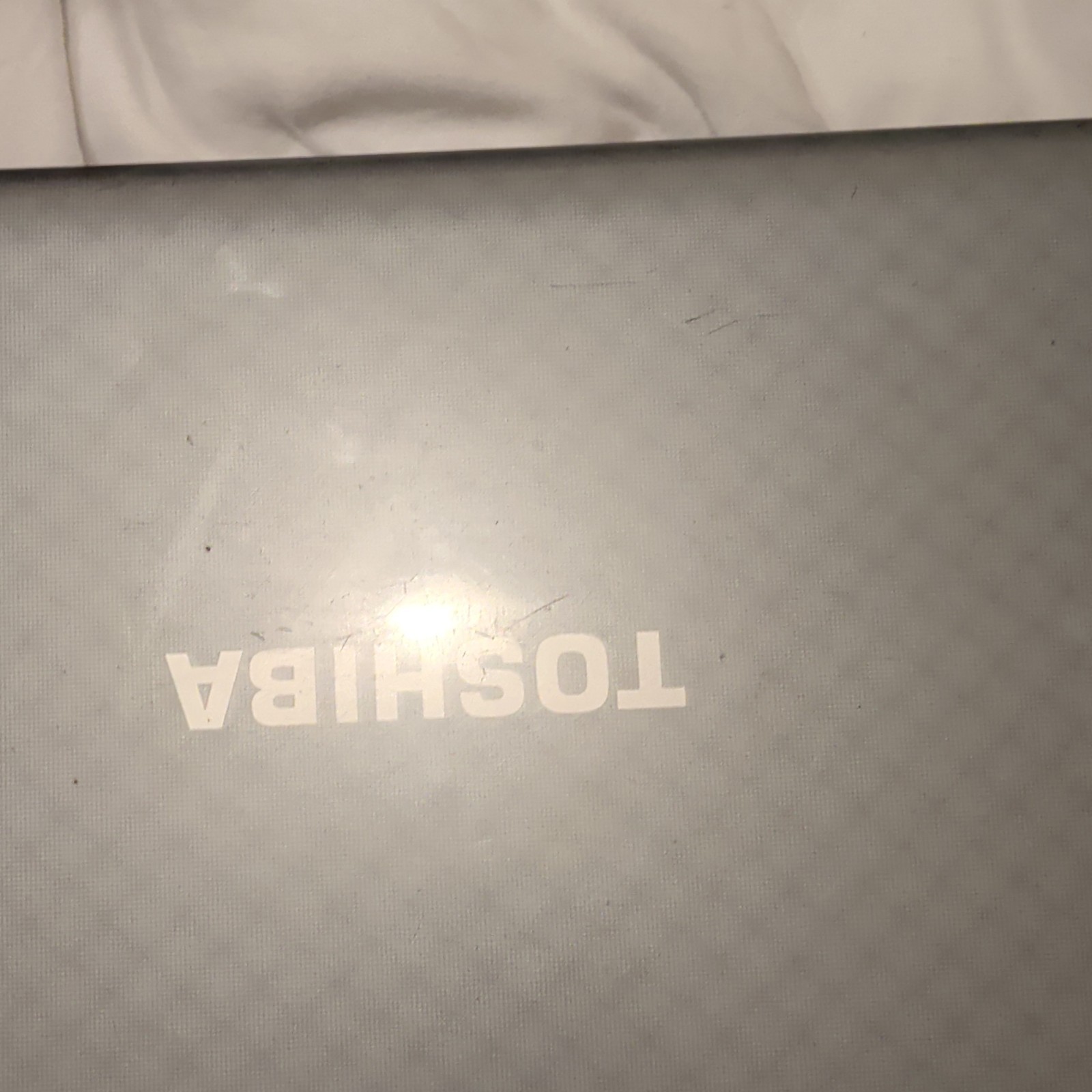 Toshiba Satellite L775D-S7112 17.3″ AMD A-Series 4GB 640GB HDD Windows