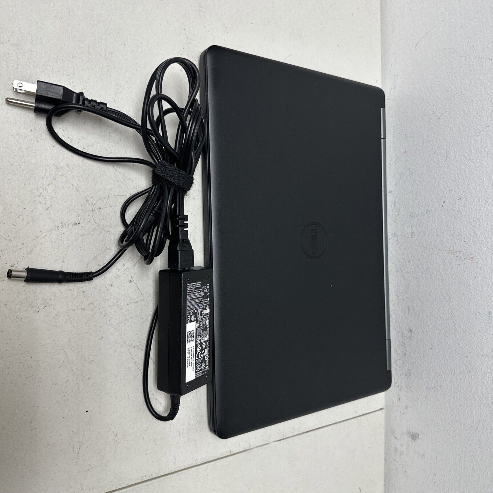 Dell Latitude E5550 Laptop Intel Core i5-5300u 8GB Ram 256GB SSD Windows 11