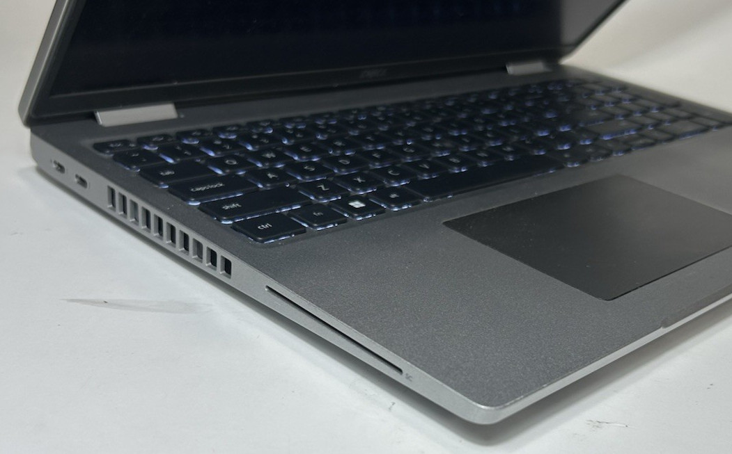 Dell Latitude 5530 15.6″ Laptop Intel i5-1245U – 8GB RAM – 256GB NVMe – W11P