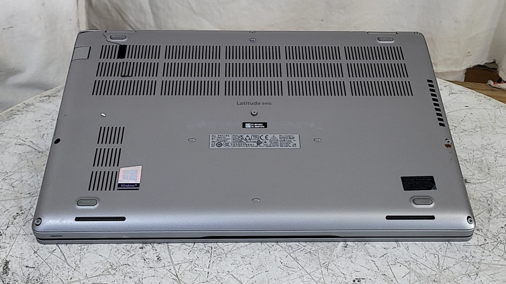 DELL LATITUDE 5410 Laptop Core I7-10610U 512GB NO RAM SEE NOTES