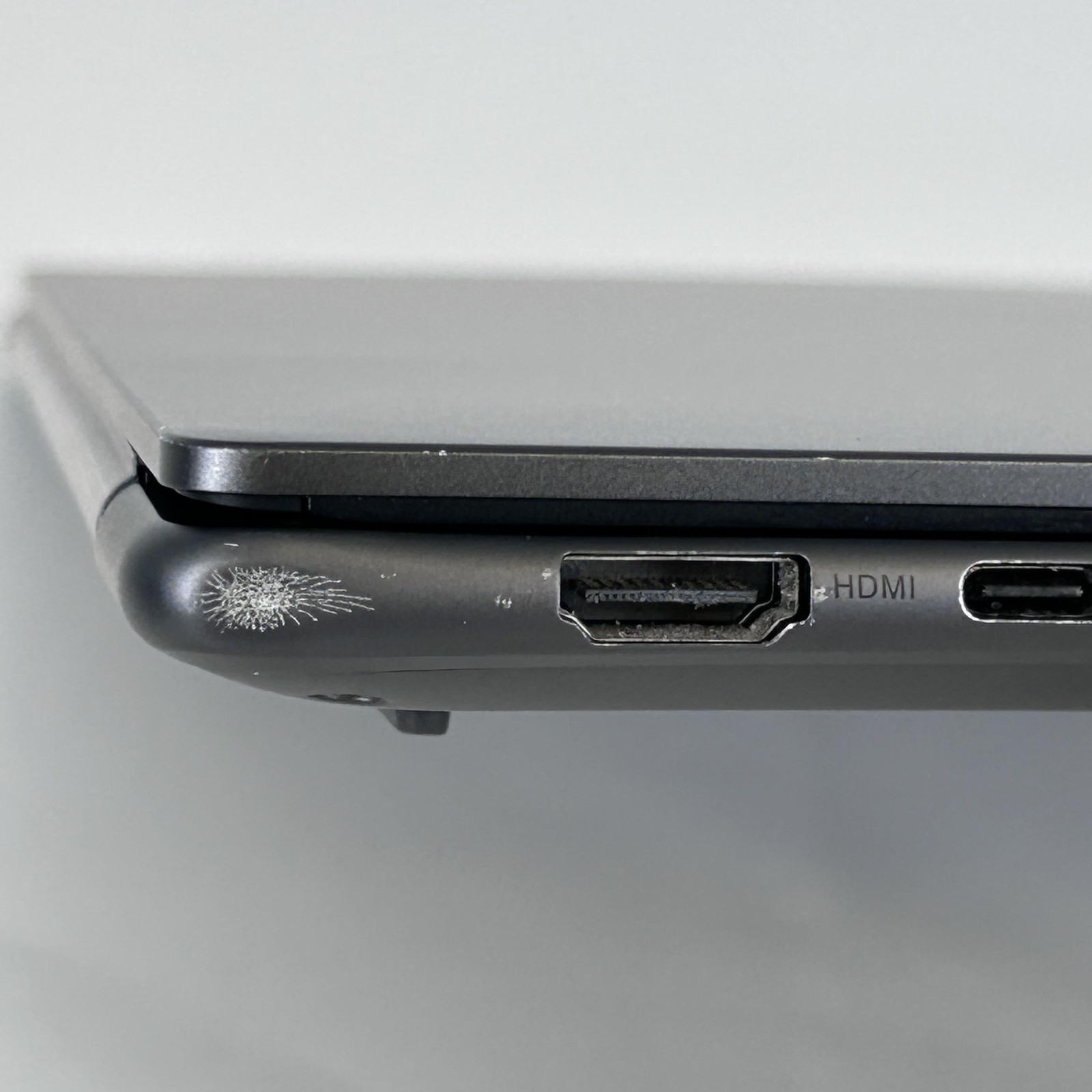 Lenovo Slim Pro 7 14 QHD+ TOUCH 3.2 GHz Ryzen 7 7735HS 16GB 512GB SSD RTX 3050