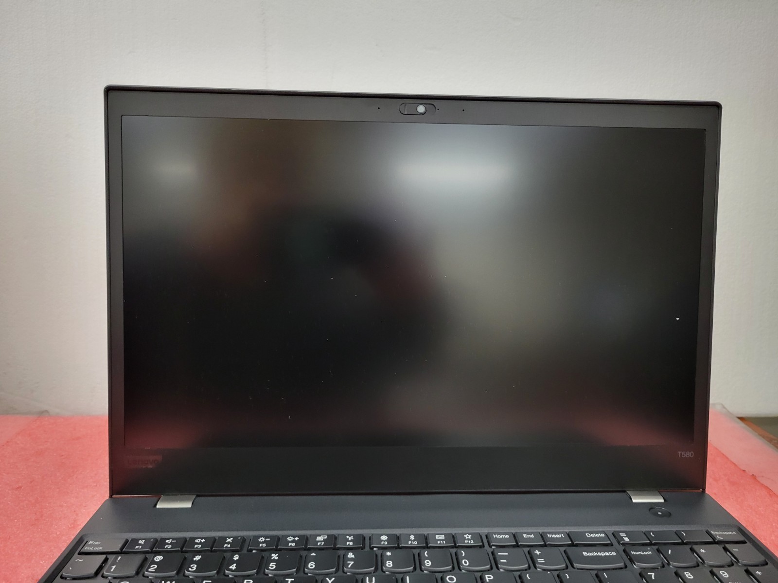 Lenovo ThinkPad T580 i7-8550U 4GB RAM *AS IS/No HDD/No OS/*BIOS* | LP475