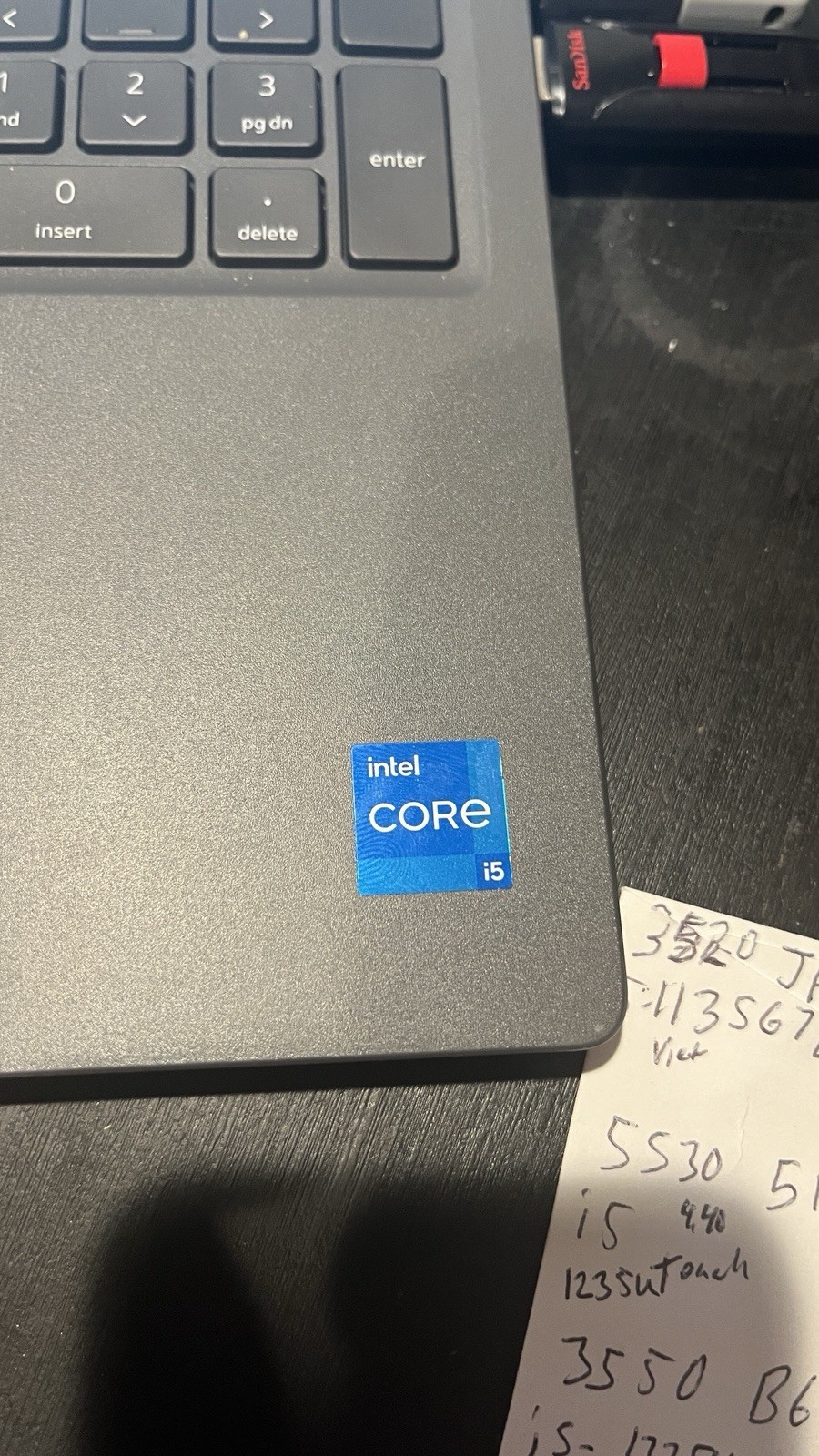 Dell Latitude 3550 15.6″ i5-1335u @1.3Ghz 8GB RAM DDR5 256GB Win11 Pro Power Ad