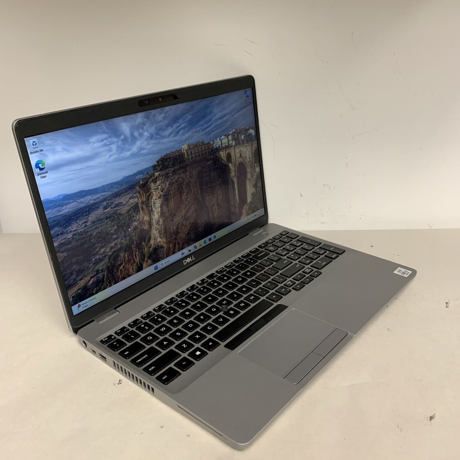 Dell Latitude 5510 i5-10210U 16GB RAM 512GB SSD Win11 Pro