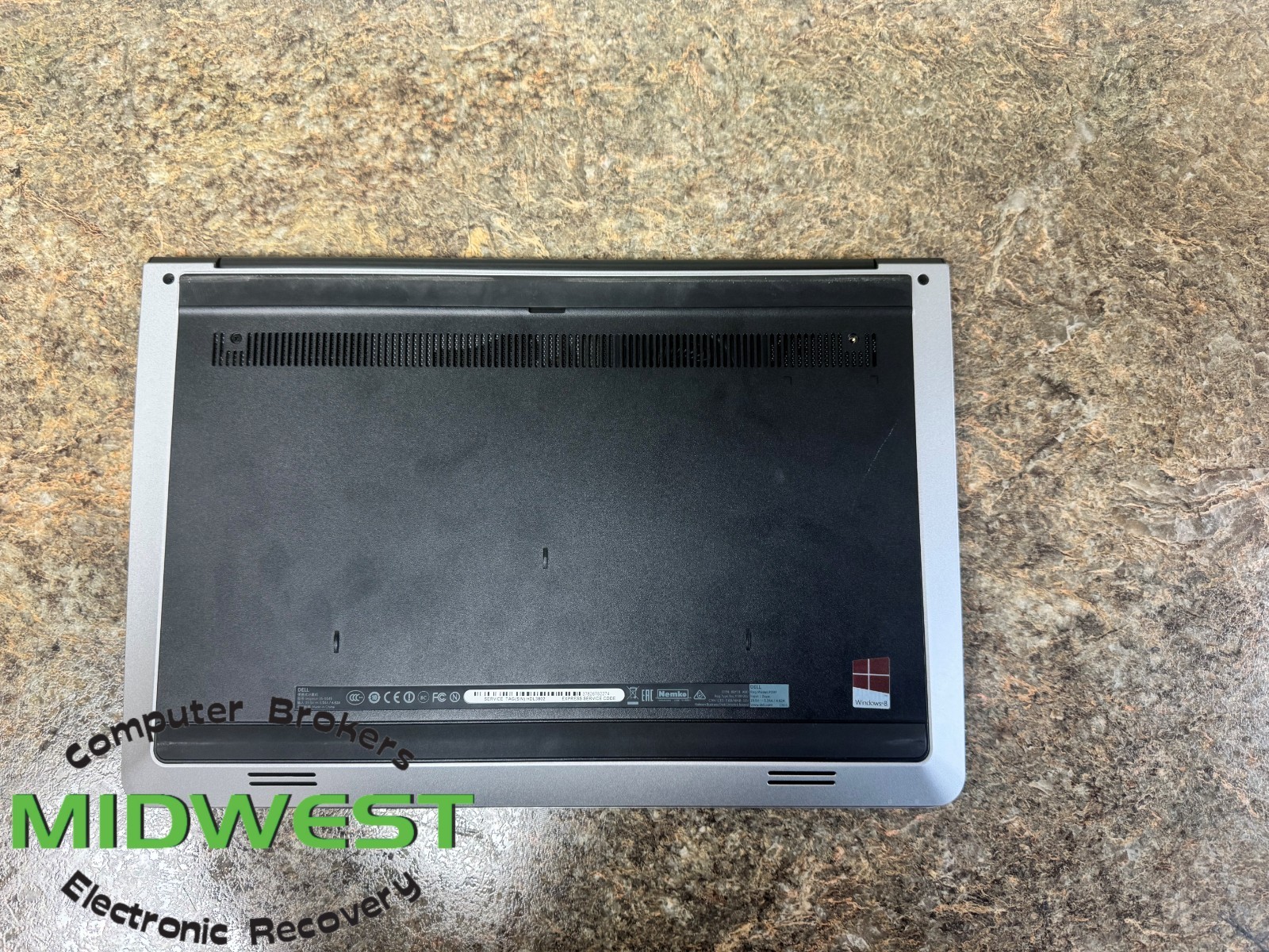 Dell Inspiron 5545 AMD A10-7300 Radeon R6 1.GHz 8GB RAM (NO OS/HDD/SSD)