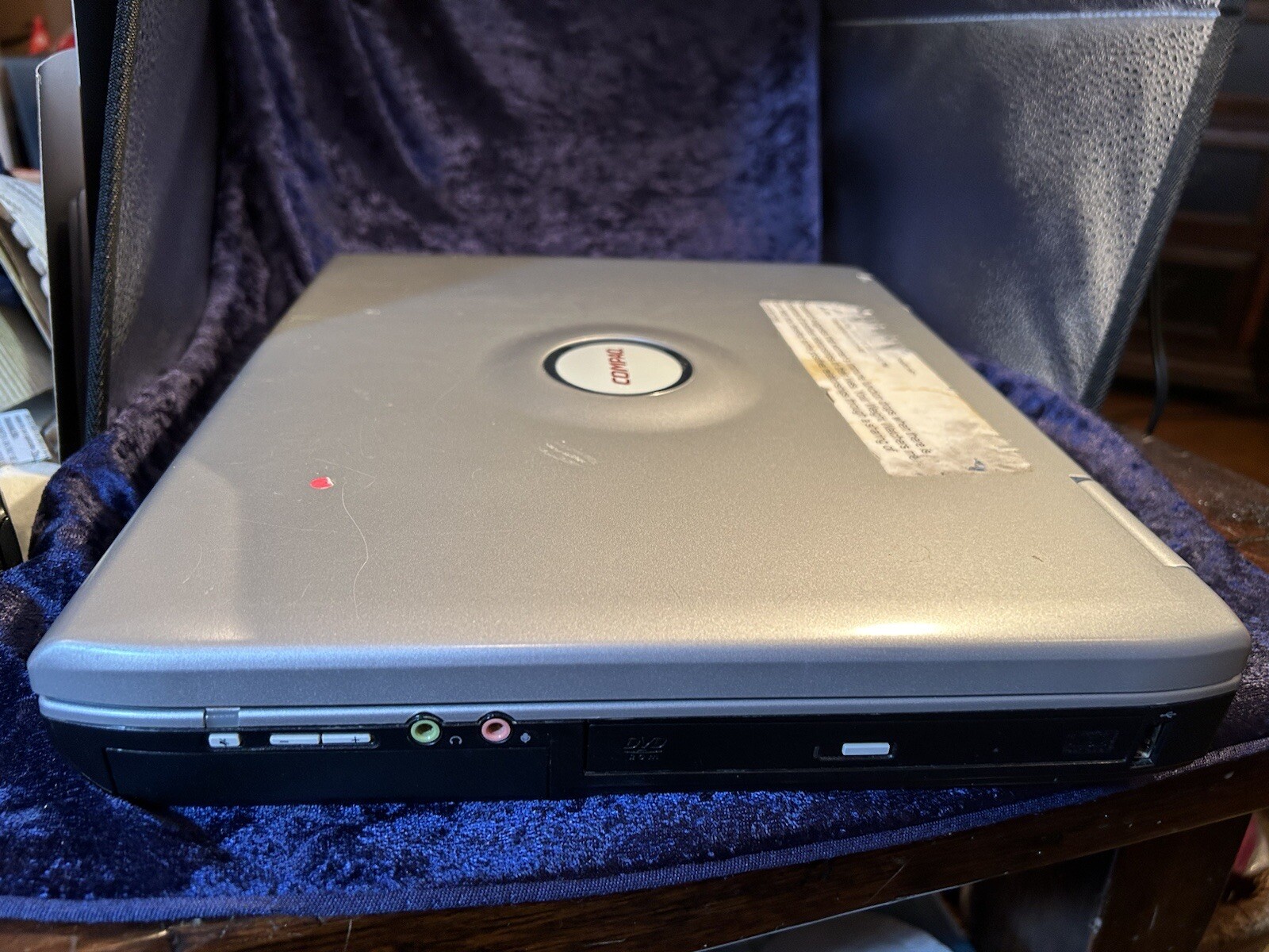 Compaq Presario 2500 Computer ~ Occasionally It Comes On~Parts Only ~10”x13”