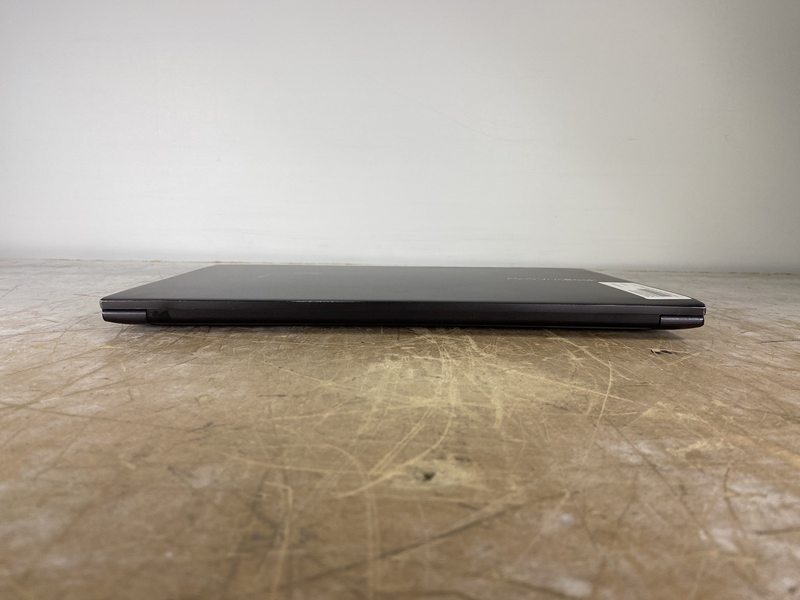 ASUS VIVOBOOK M513U AMD RYZEN 7 4700U @ 2.3GHz, 4GB RAM, NO HDD/OS – (FOR PARTS)