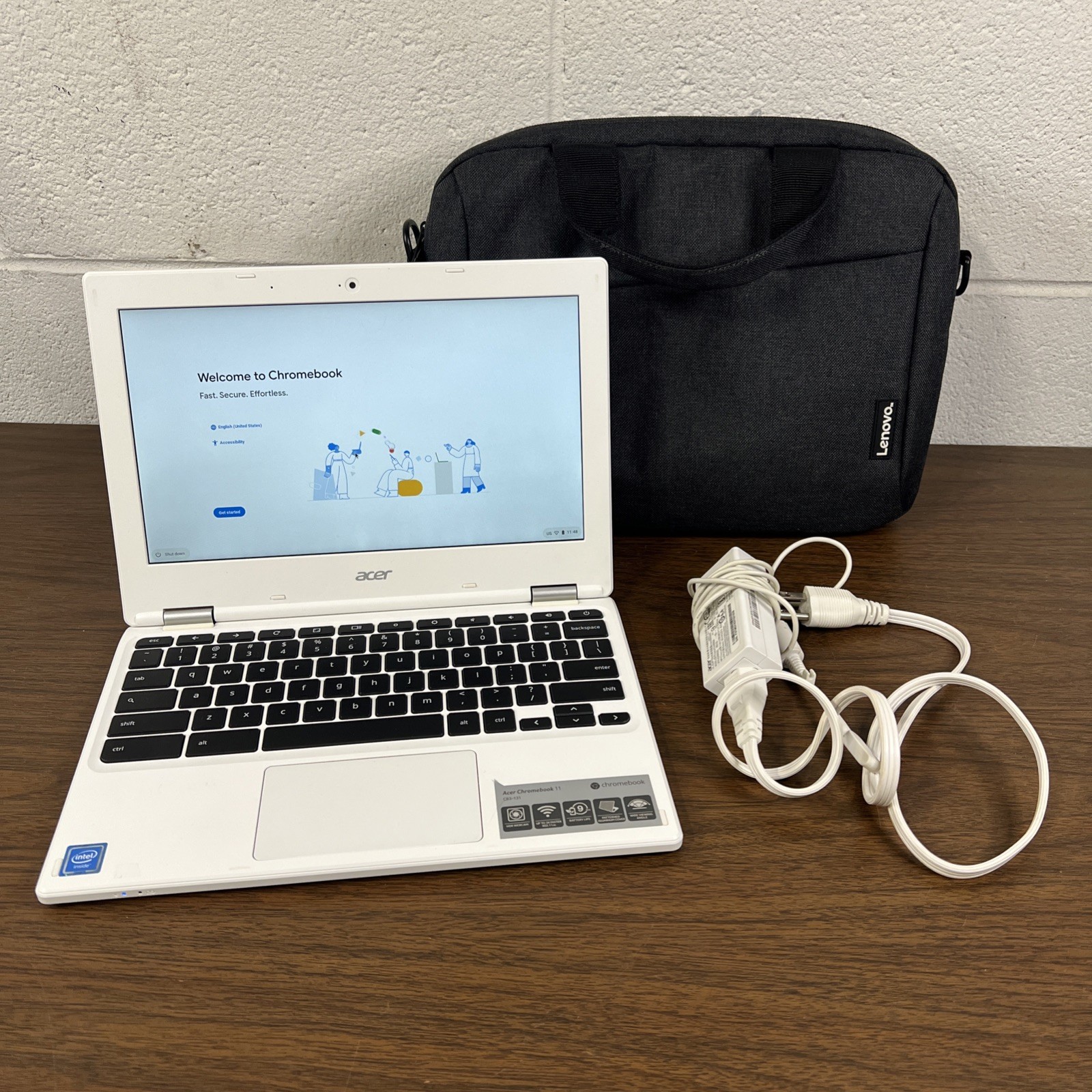 ACER CHROMEBOOK CB3-131 SERIES N15Q10 WITH CHARGER & CARRY CASE