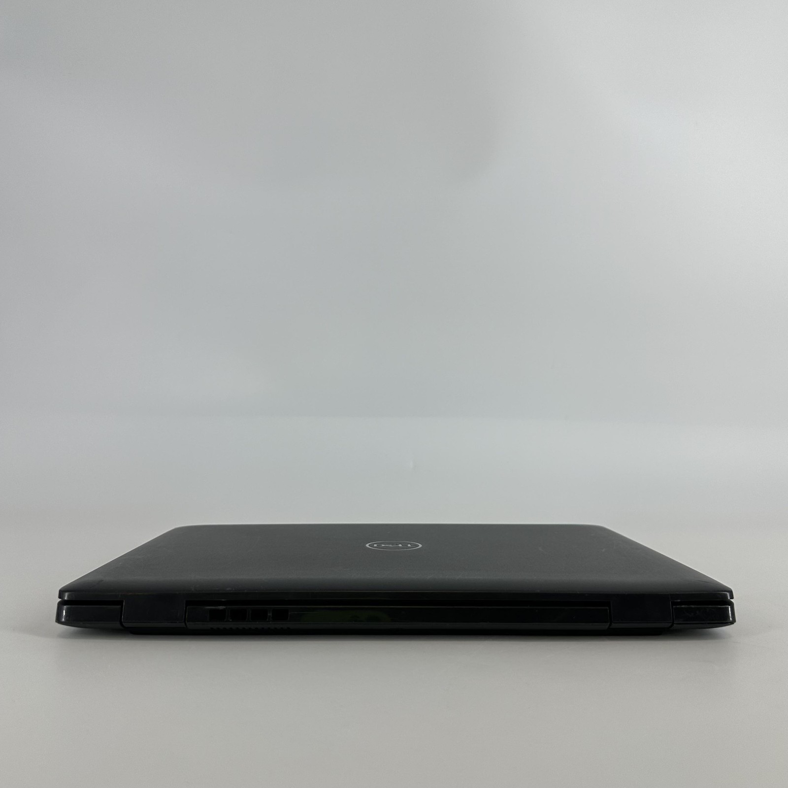 Dell Latitude 3420 14 Gray FHD i7-1165G7 2.80GHz 16GB 512GB SSD Fair
