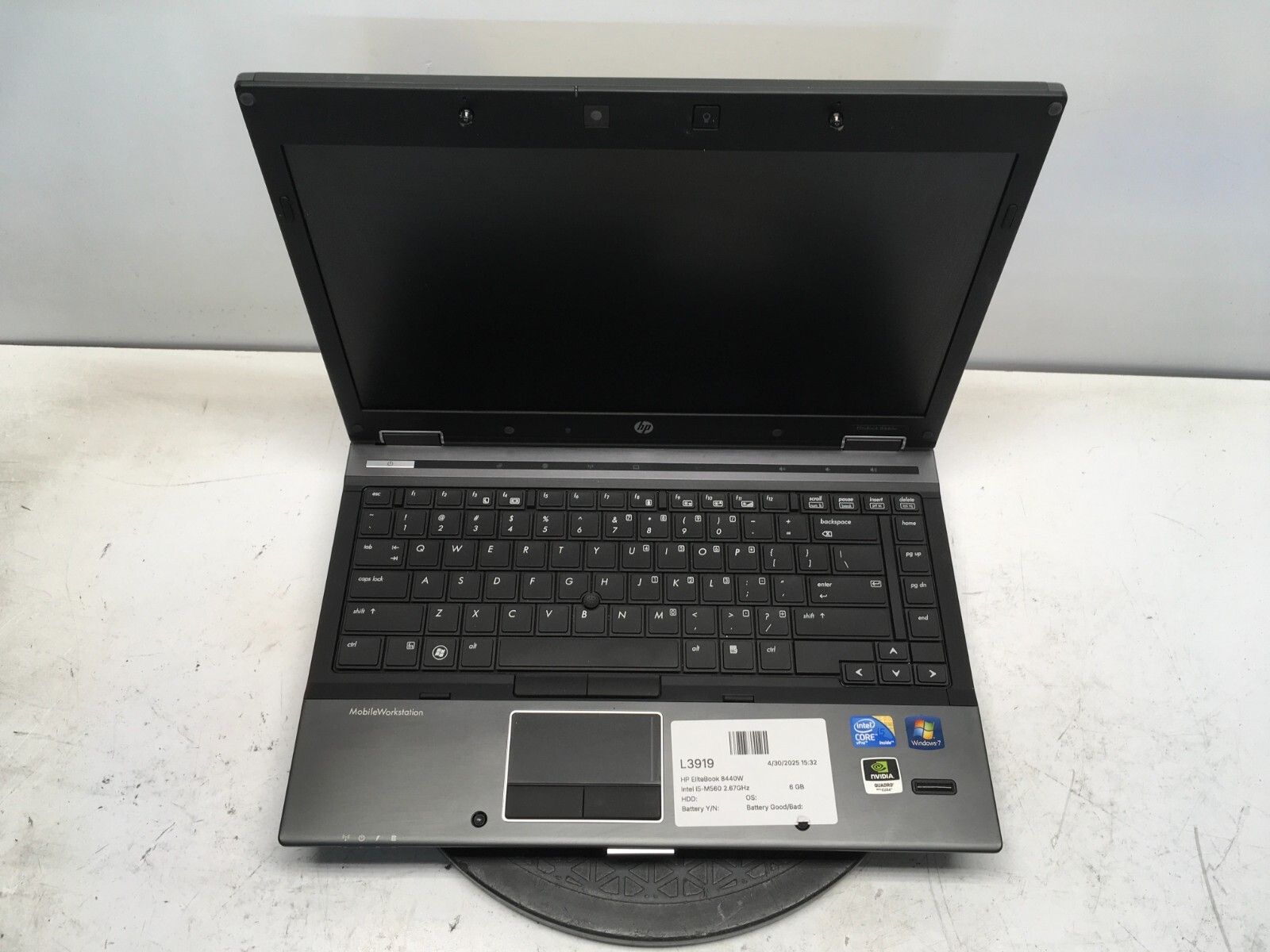 HP EliteBook 8440W Intel i5-M560 2.67GHz 6 GB NO HDD No Batt