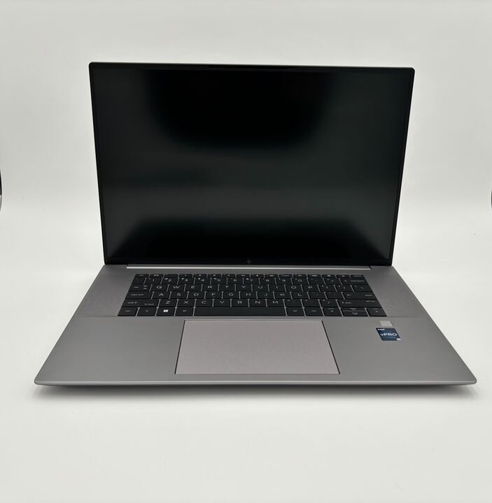 HP Laptop ZBook Studio 16 G10 i7-13800H 512GB 32GB RTX 2000 8 GB