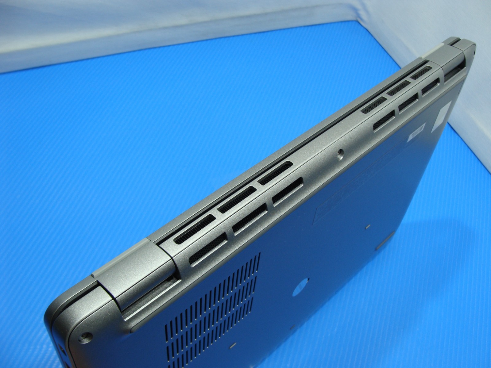 Dell Precision 3480 14″FHD TOUCH i7-1370P max 5.2GHz 32GB 1TB Warranty 05/ 2027