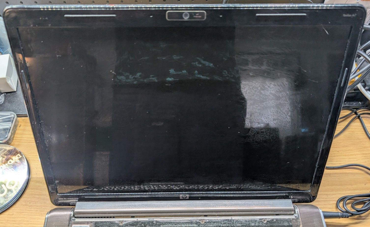 HP Pavilion dv7 Laptop AMD Turion II 2.20GHz 4GB RAM 500GB HDD Windows Vista