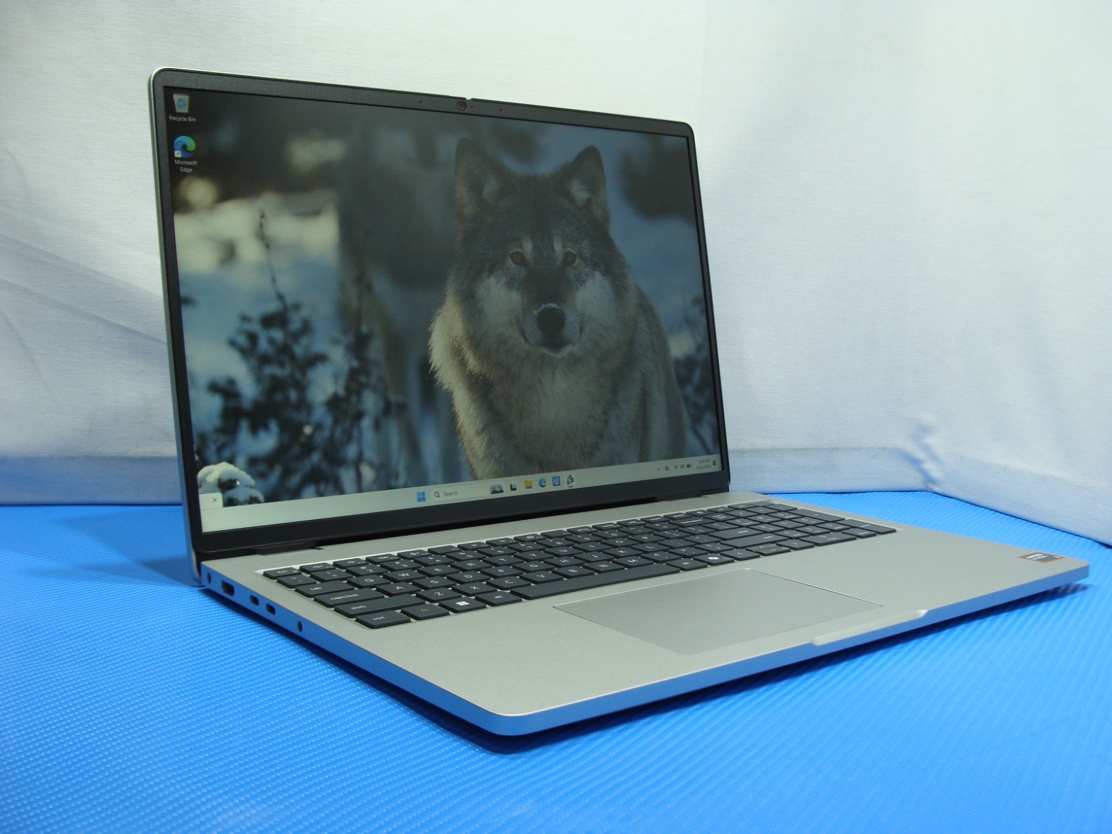Dell Pro 16 PC16255 16″FHD+ AMD RYZEN 3 310 3GHz 16GB 256GB 740M Win11Pro