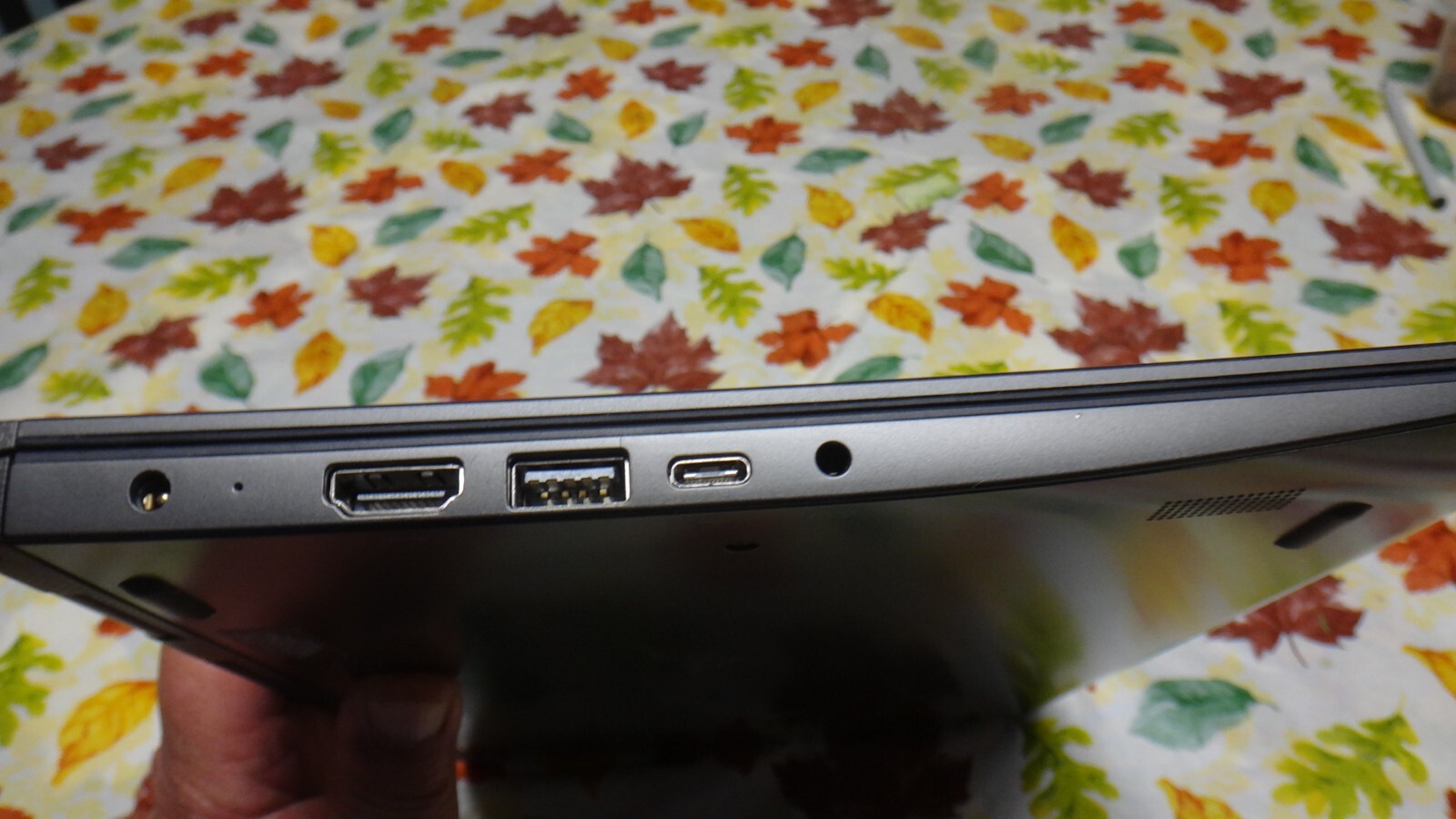 Toshiba satellite P25W-C, 13″, I7, 8GB, 500GB, windows10, good laptop
