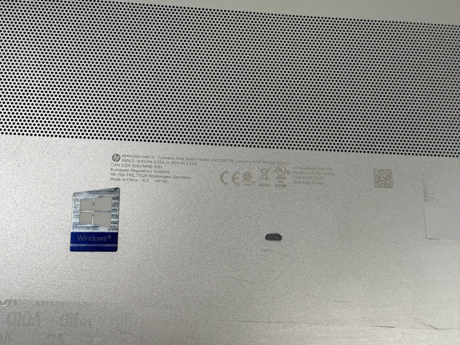 HP EliteBook 850 G8 i7-1165G7 2.8GHz 4GB DDR4 NO SSD NO BATTERY – READ