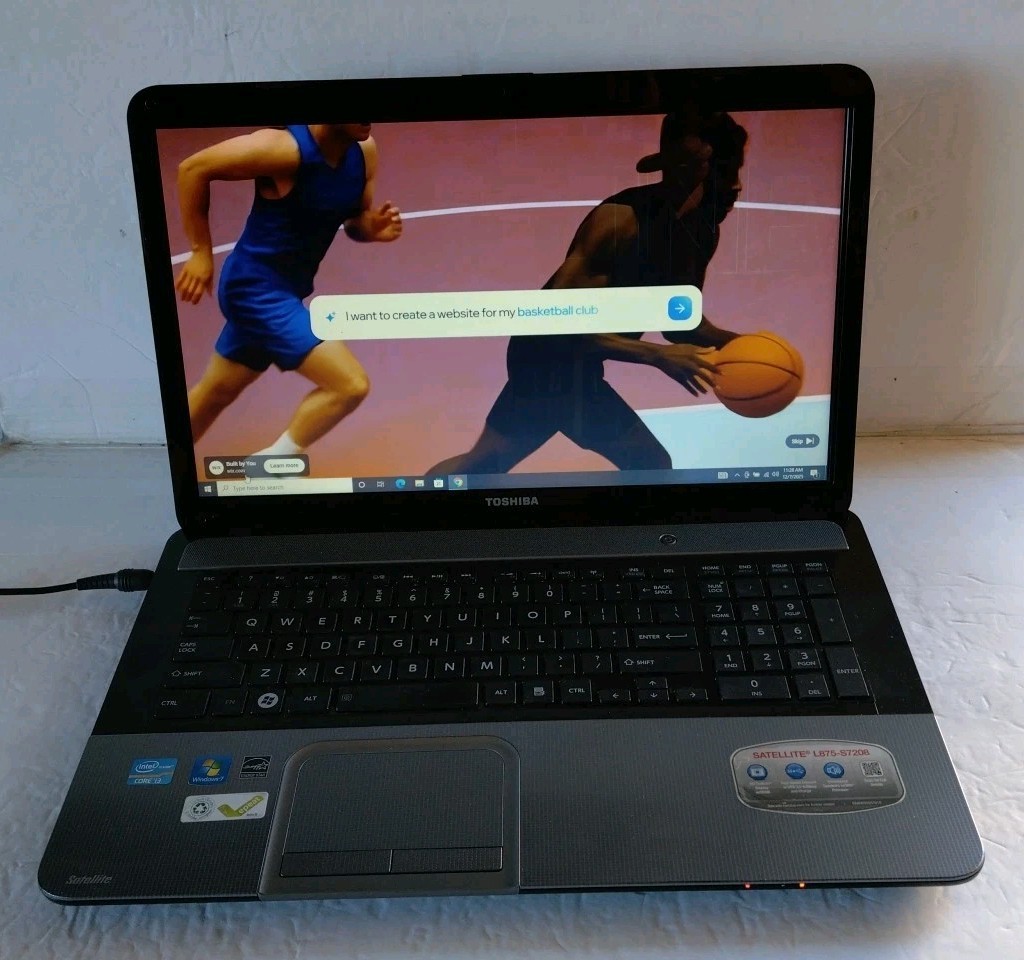 TOSHIBA SATELLITE L875-S7208 17.3″ 1 TB 8GB INTEL CORE i3-2370 2.40 GHz 10 PRO