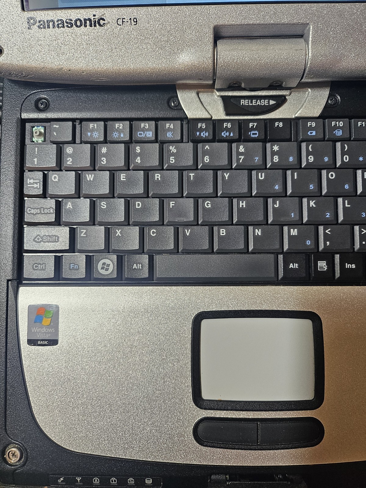 Panasonic Toughbook CF-19, Core 2 duo 2GB RAM, no HDD w screen protector