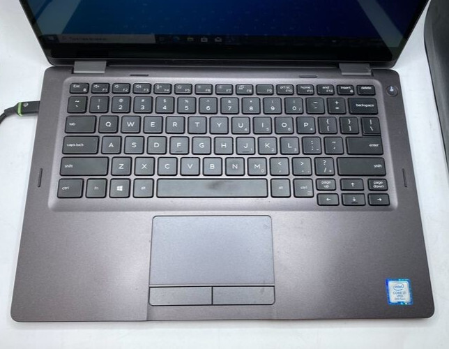 Dell Latitude 5300 2 in 1 13.3″ Intel Core i7-8665U 1.90.GHz 16GB RAM 512GB SSD