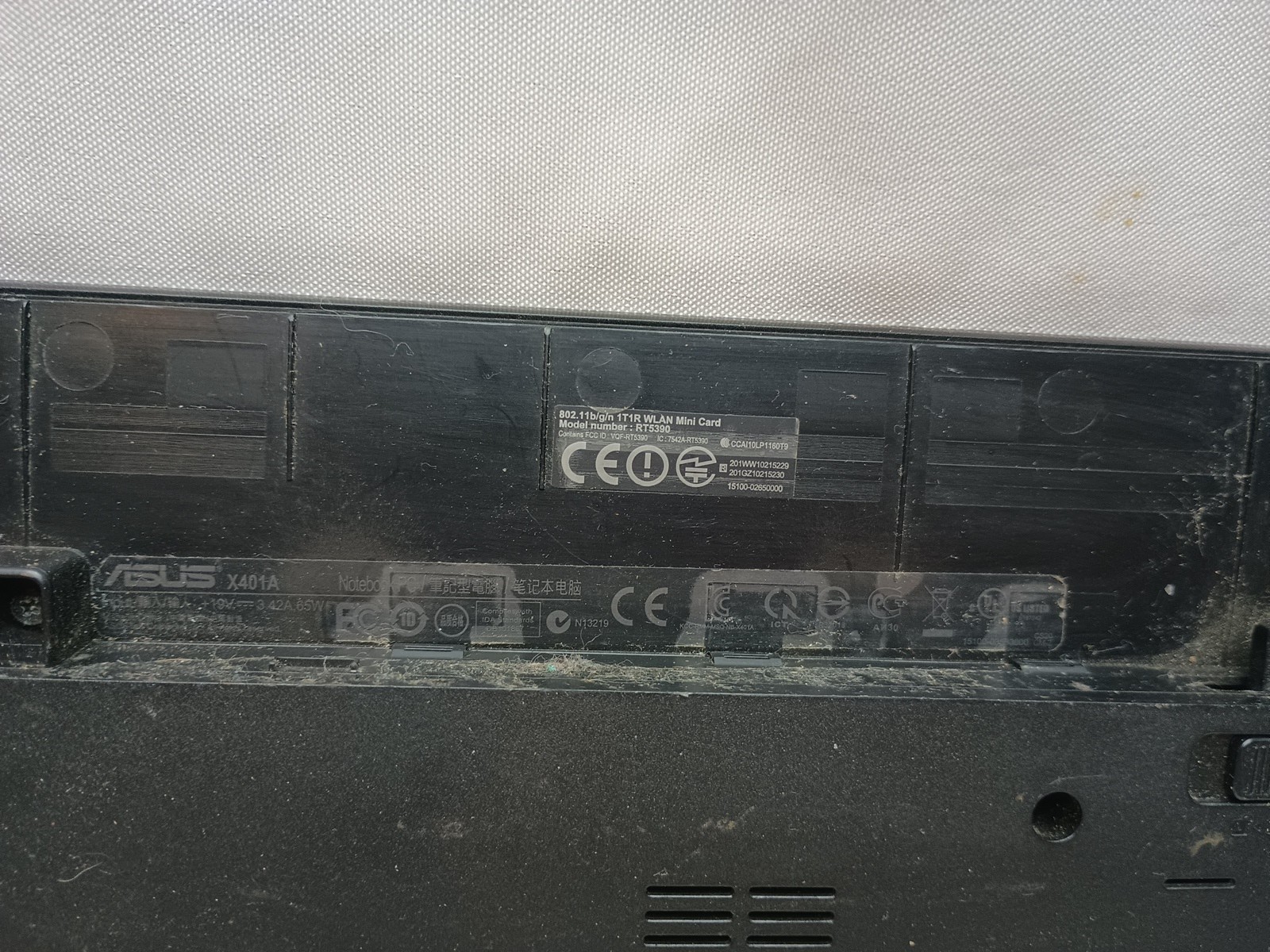 Asus X401A Laptop No Battery For Parts Or Repair Only Did Not Power On