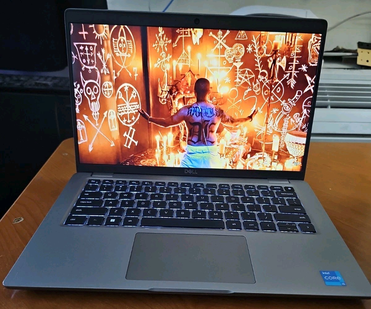 Dell Latitude 5440 14″ 2023 i5-1335U 256GB NVMe 8GB DDR4 RAM FHD W11P + CHARGER