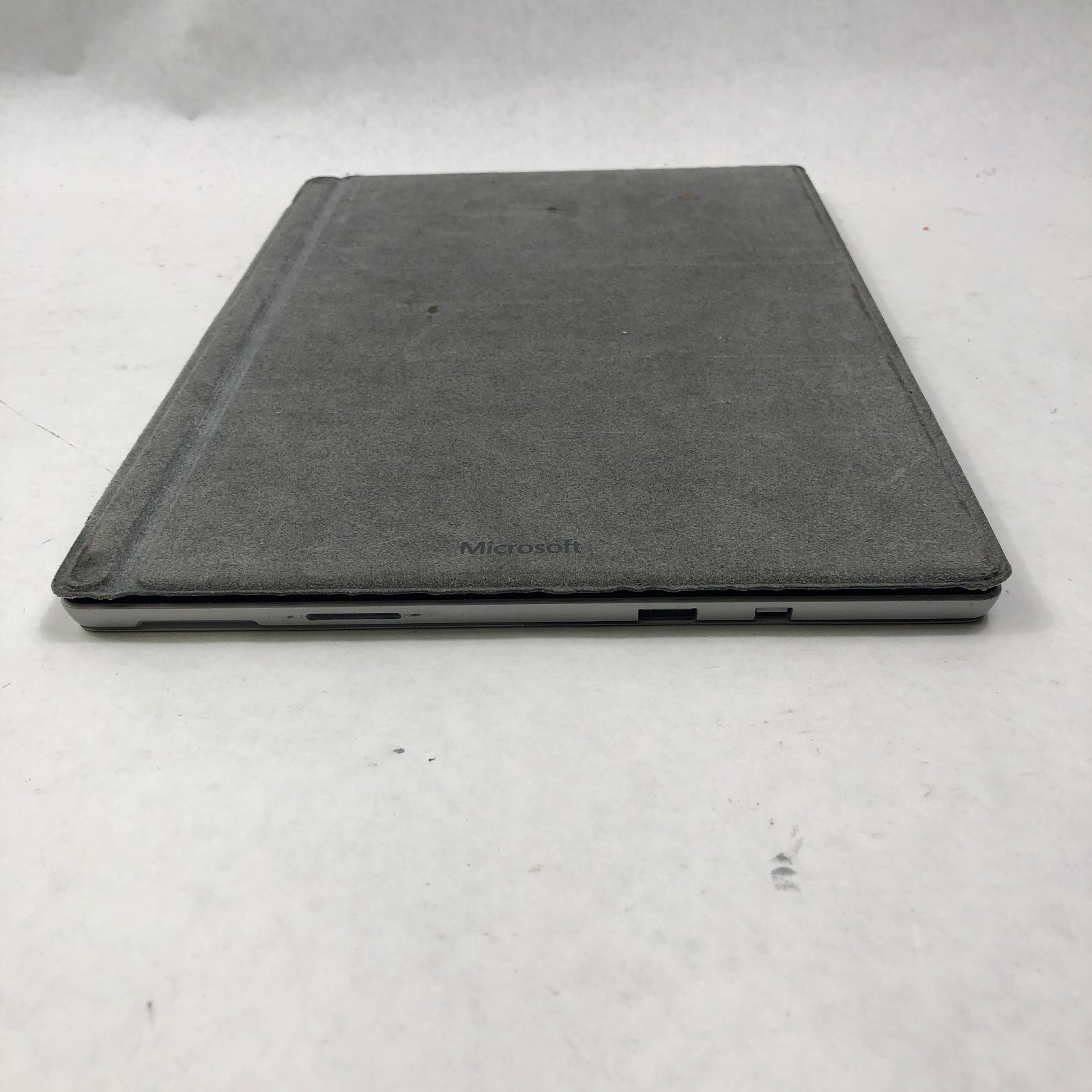 Microsoft Surface Pro 6 1796 Intel Core i5-8350U 1.70GHz 8GB 256GB No OS READ