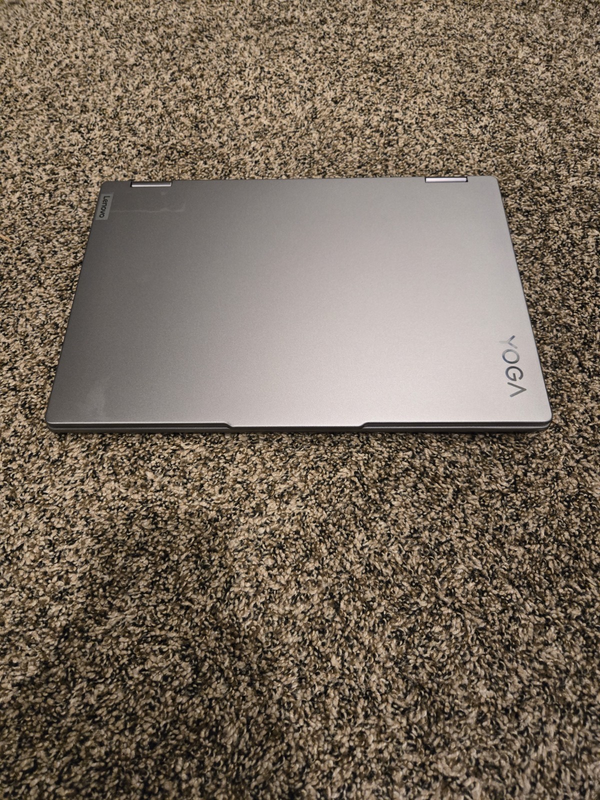 Lenovo Yoga 7 2-in-1 16″ 2K Touch AMD Ryzen 7 8840HS 16GB 512GB SSD Gray