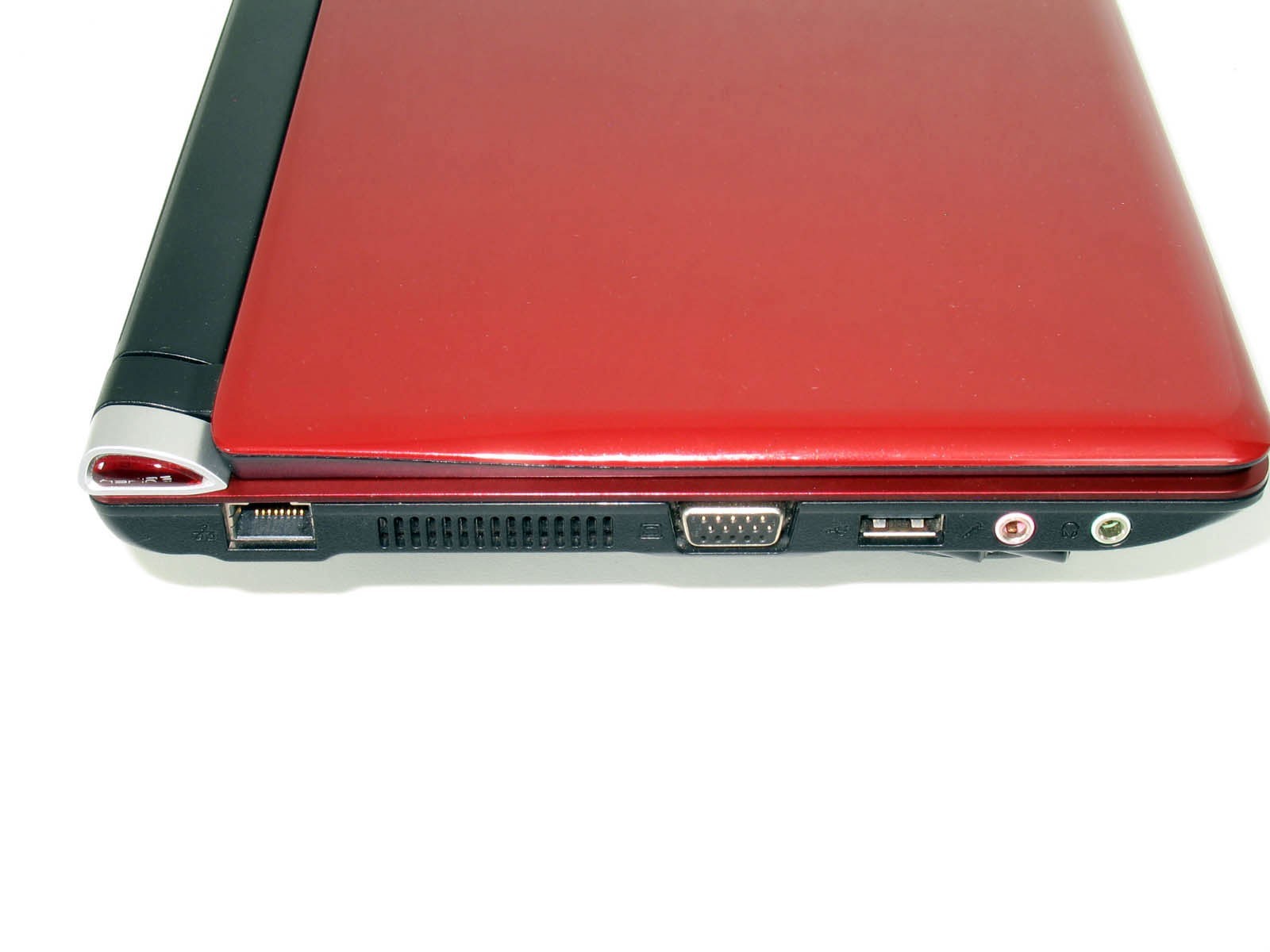Acer Aspire One D250 – Windows 10, Wireless Mouse, Carrying Case
