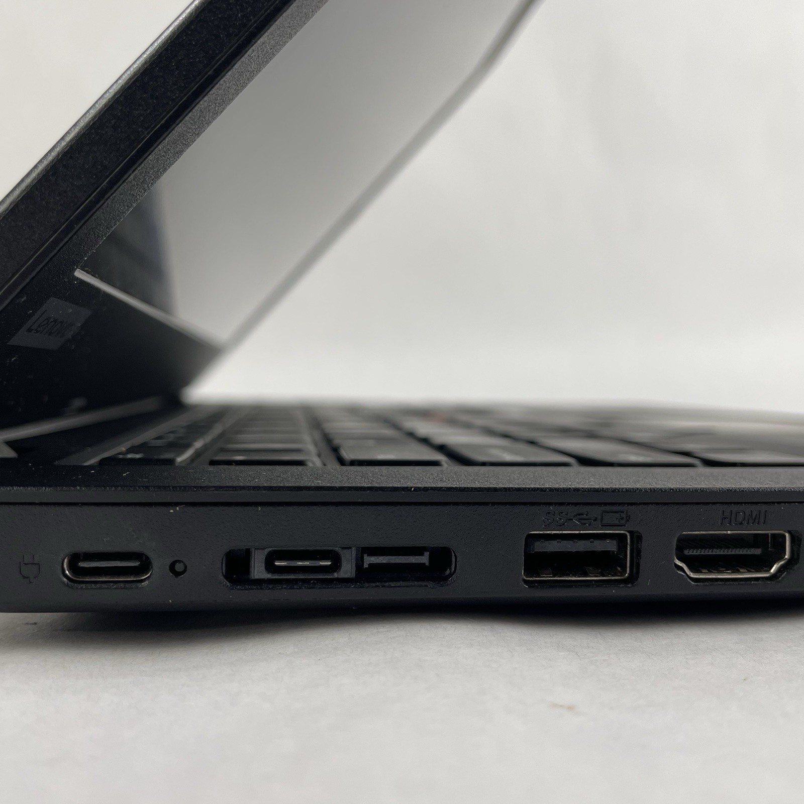 Lenovo ThinkPad L480 14″ i5-8250U 1.60 GHz 8 GB RAM No SSD/OS/AC