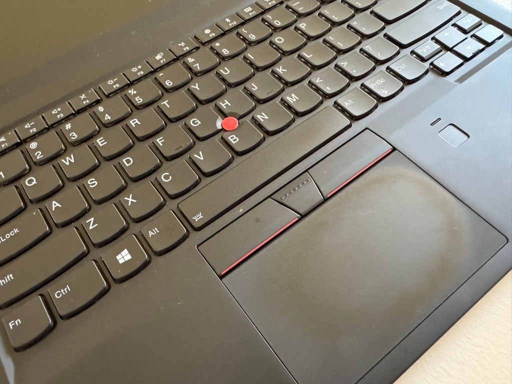 Lenovo ThinkPad X1 Carbon Gen 6 Laptop Intel Core i5-8250U 8GB RAM – No SSD
