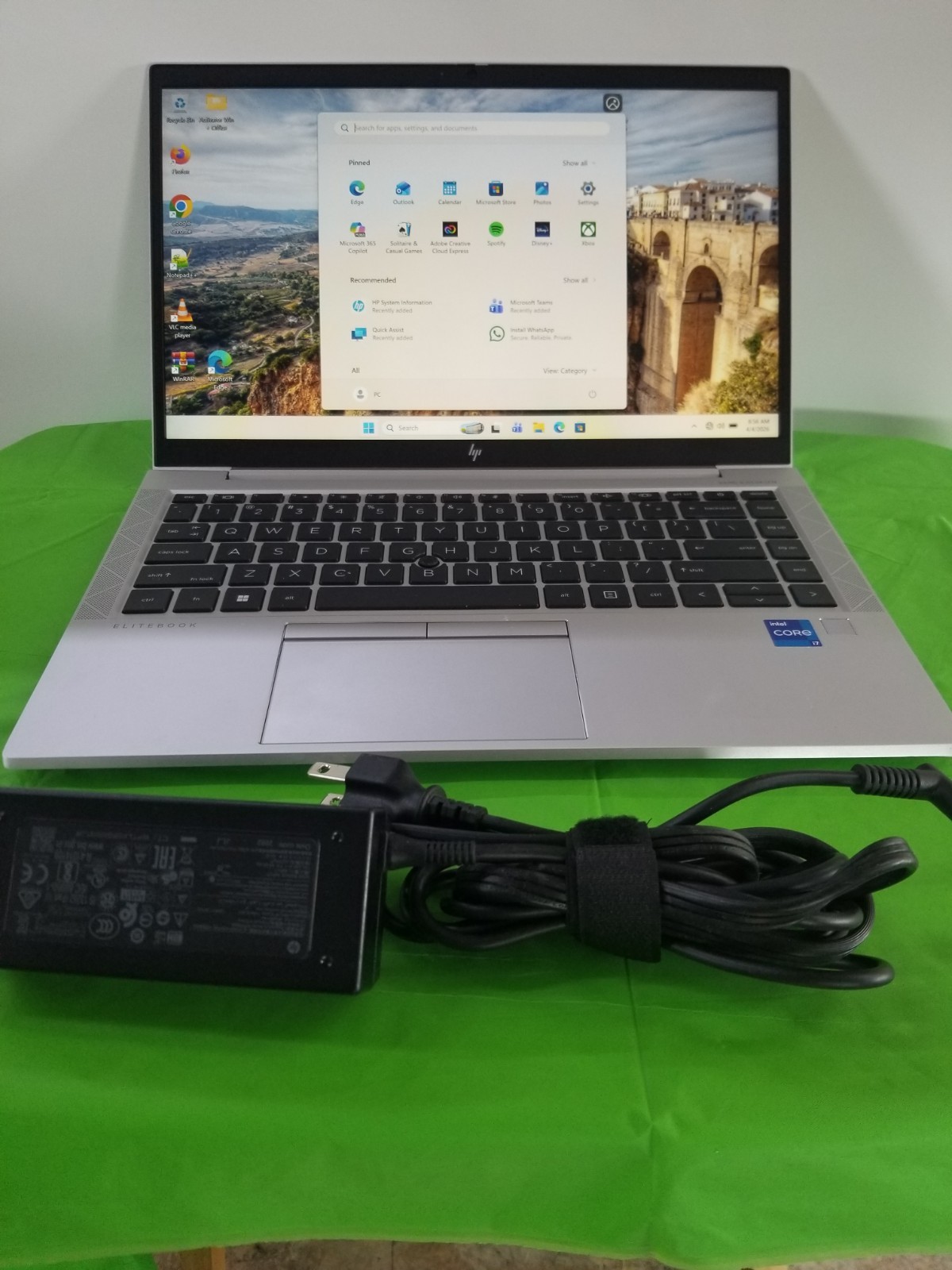 HP Elitebook 840 G8 i7-11651G7 2.8GHz 16 GB RAM 512 GB SSD WIN 11 PRO