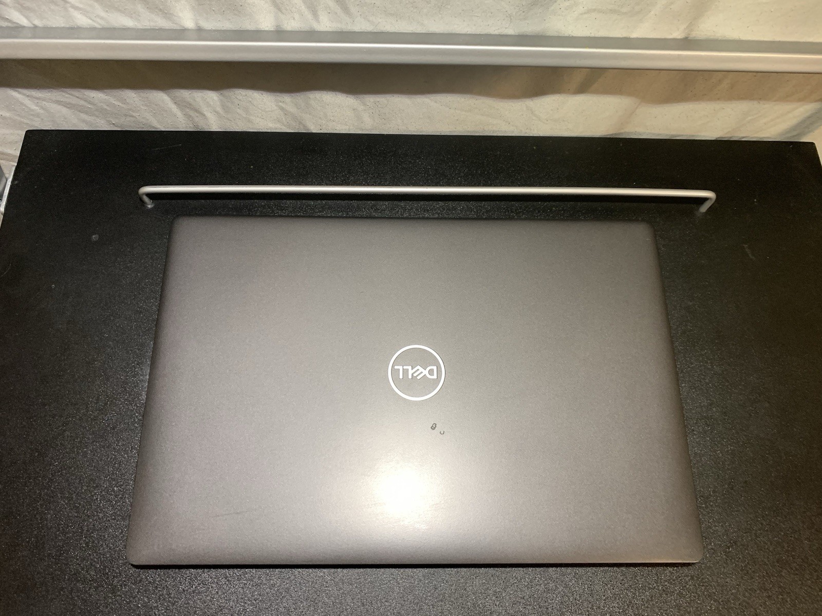 Dell Latitude 5400 i5-8365U 8GB 256GB SSD Win11 14in Black