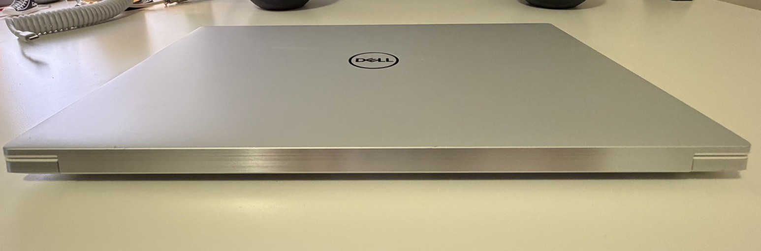 Dell XPS 15 9520 White 15.6″ 3.5K OLED Touch i7-12700H RTX 3050 Ti 16GB 1TB SSD